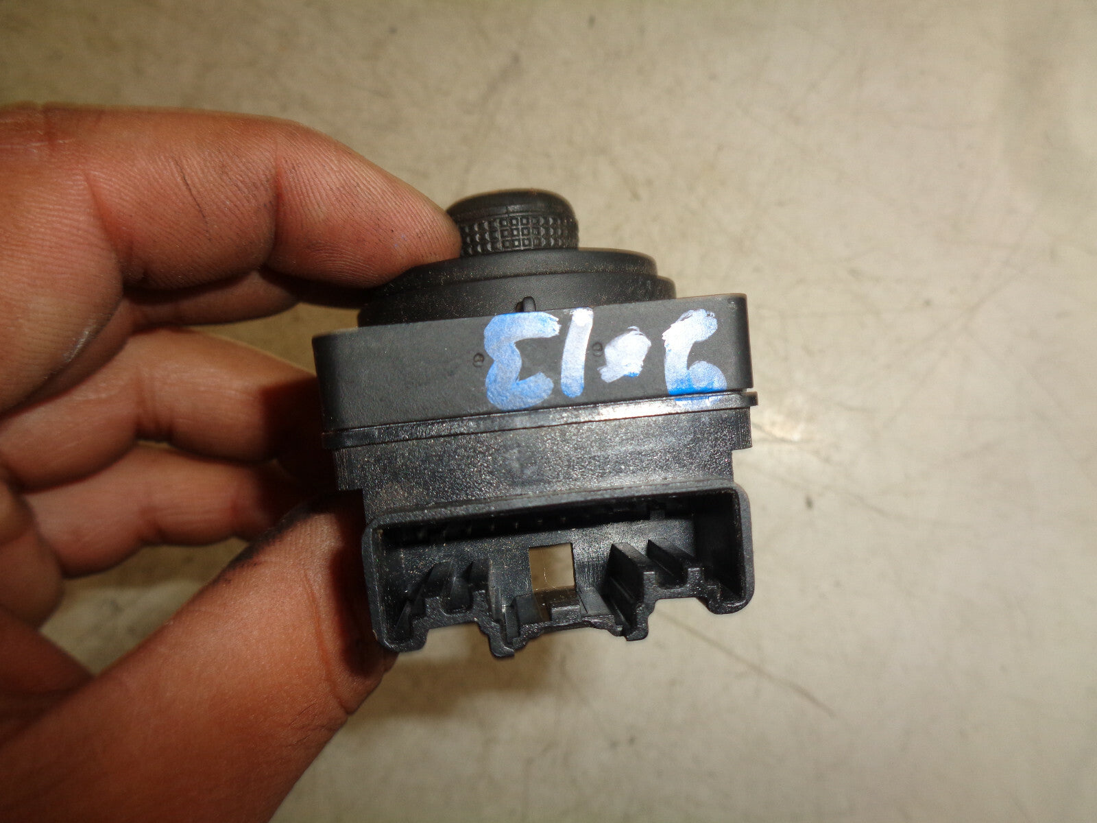 VAUXHALL ASTRA J 2013 MK6 INSIGNIA ZAFIRA ELECTRIC MIRROR SWITCH 13271827