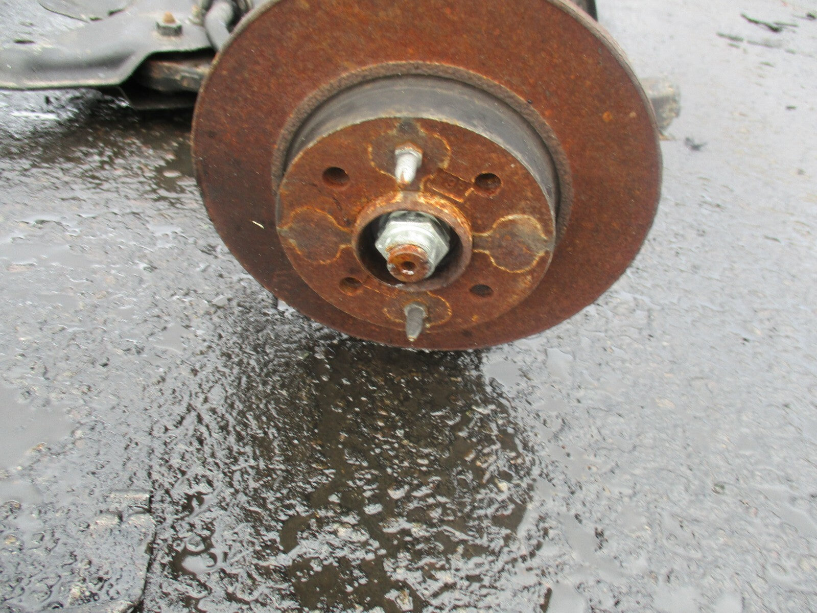 FORD KA RU8 (MK2) 2008-2014 1.2 (169A.4.000) FRONT SUSPENSION HUBS CRADLE SHOCKS