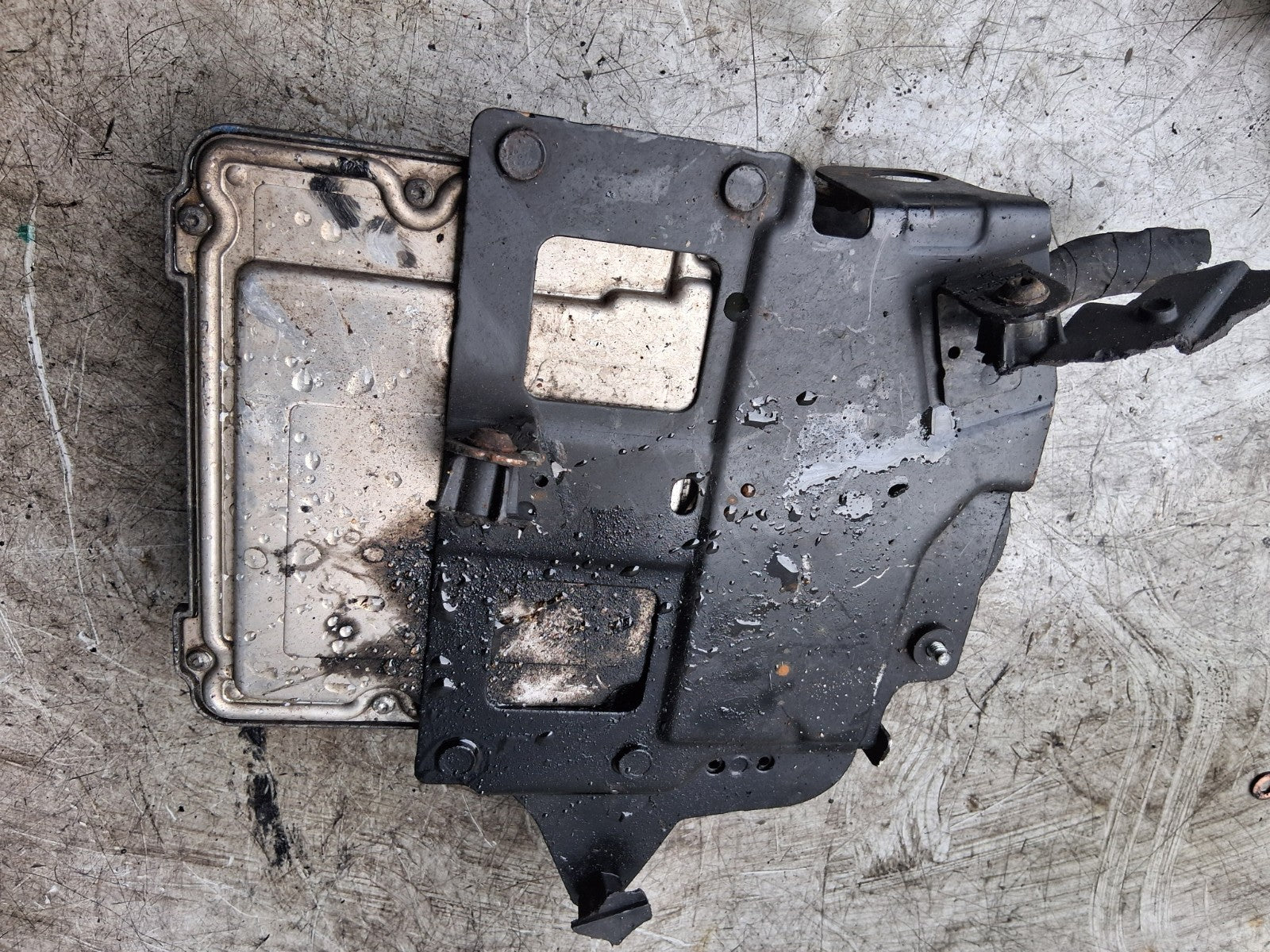 2017 FORD FIESTA MK7 1.5 DIESEL ECU ENGINE CONTROL UNIT F1B112A650BDA