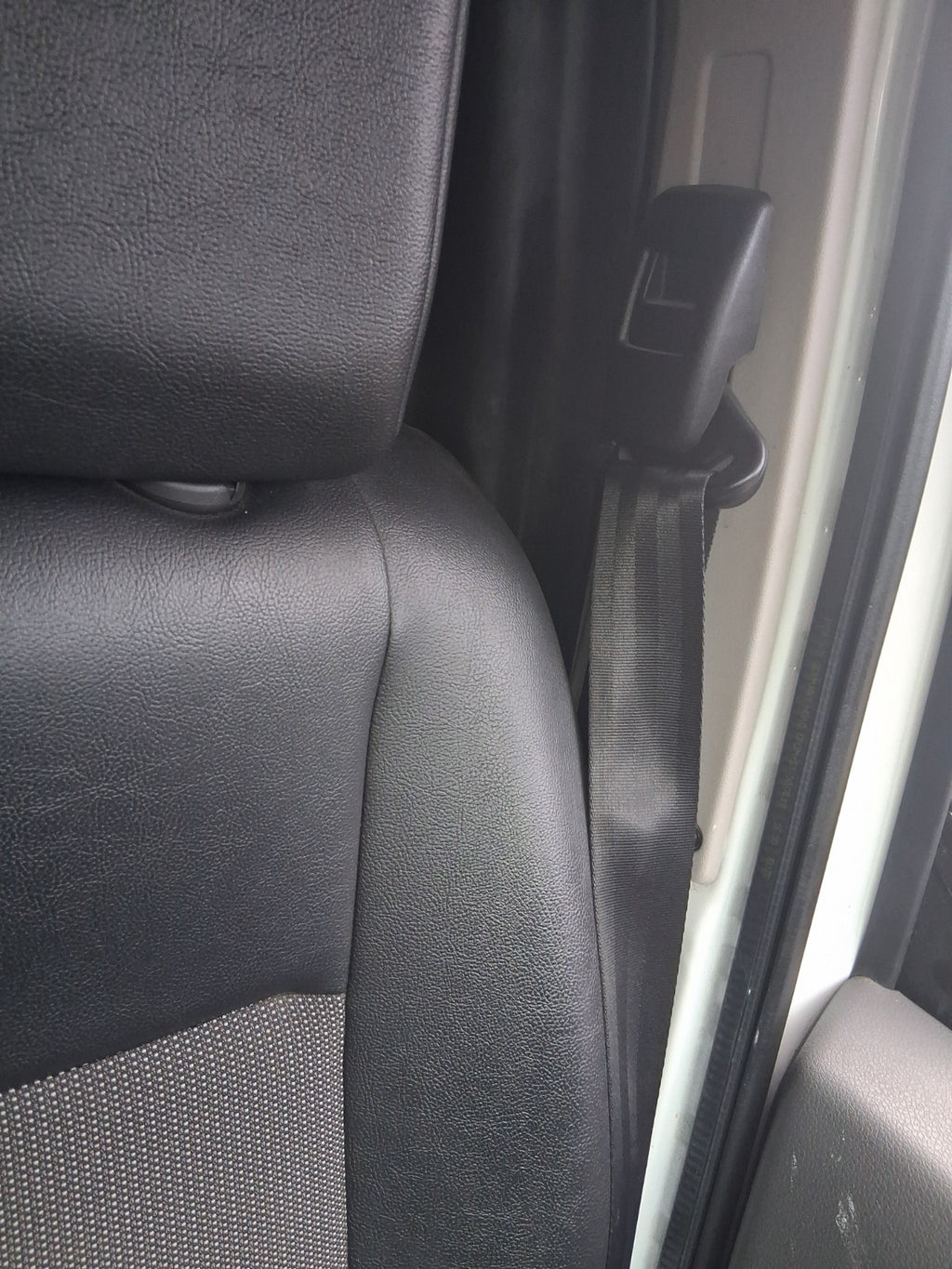 2019 CITROEN DISPATCH MK3 VIVARO NSF PASSENGER SIDE FRONT SEAT BELT ASSEMBLY