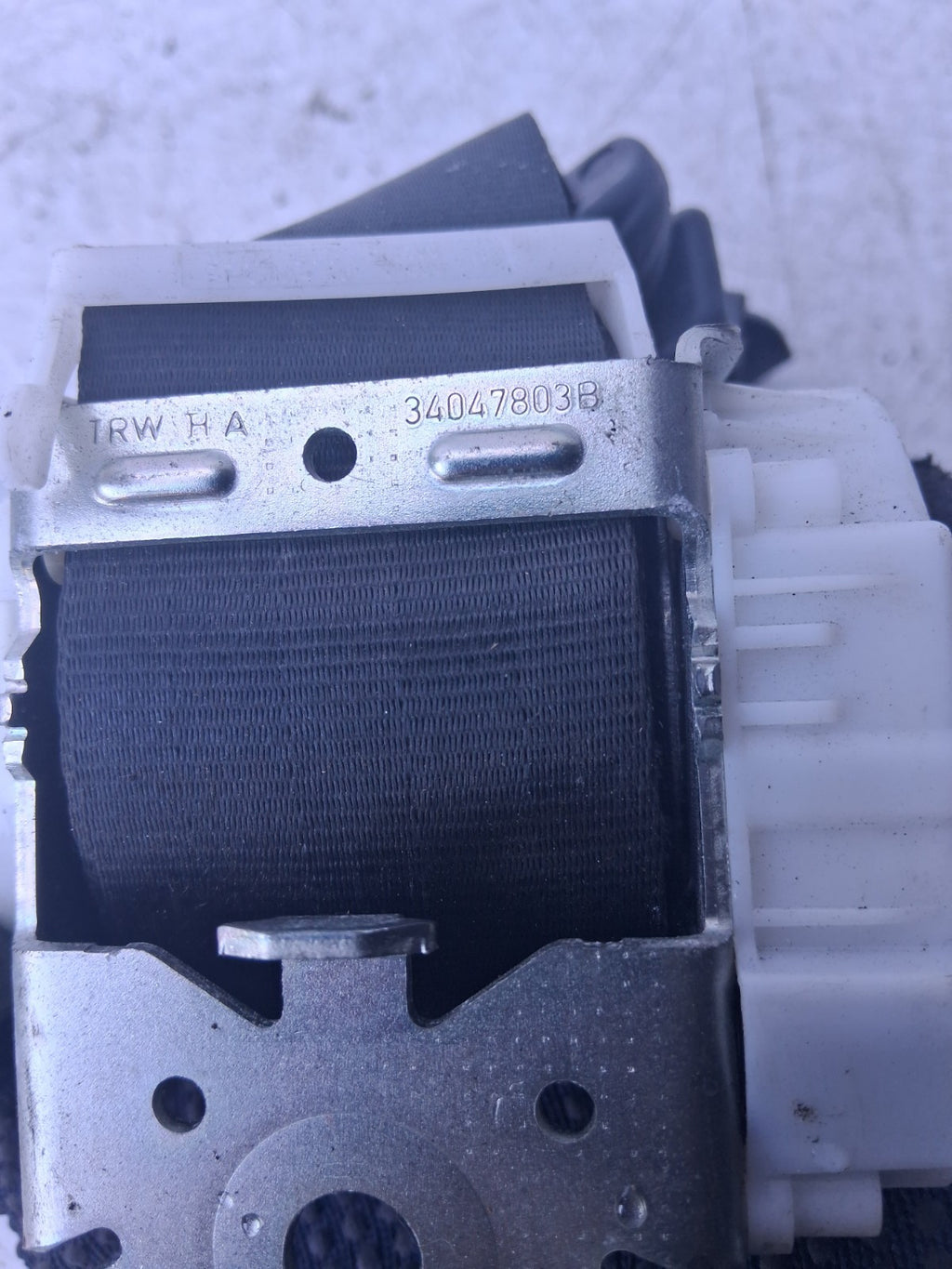2019 CITROEN C4 CACTUS OSR REAR RIGHT DRIVER SIDE SEATBELT 98009738XX