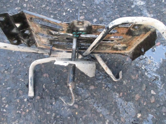 LDV MAXUS V80 2020 SPARE WHEEL CARRIER & HOOK