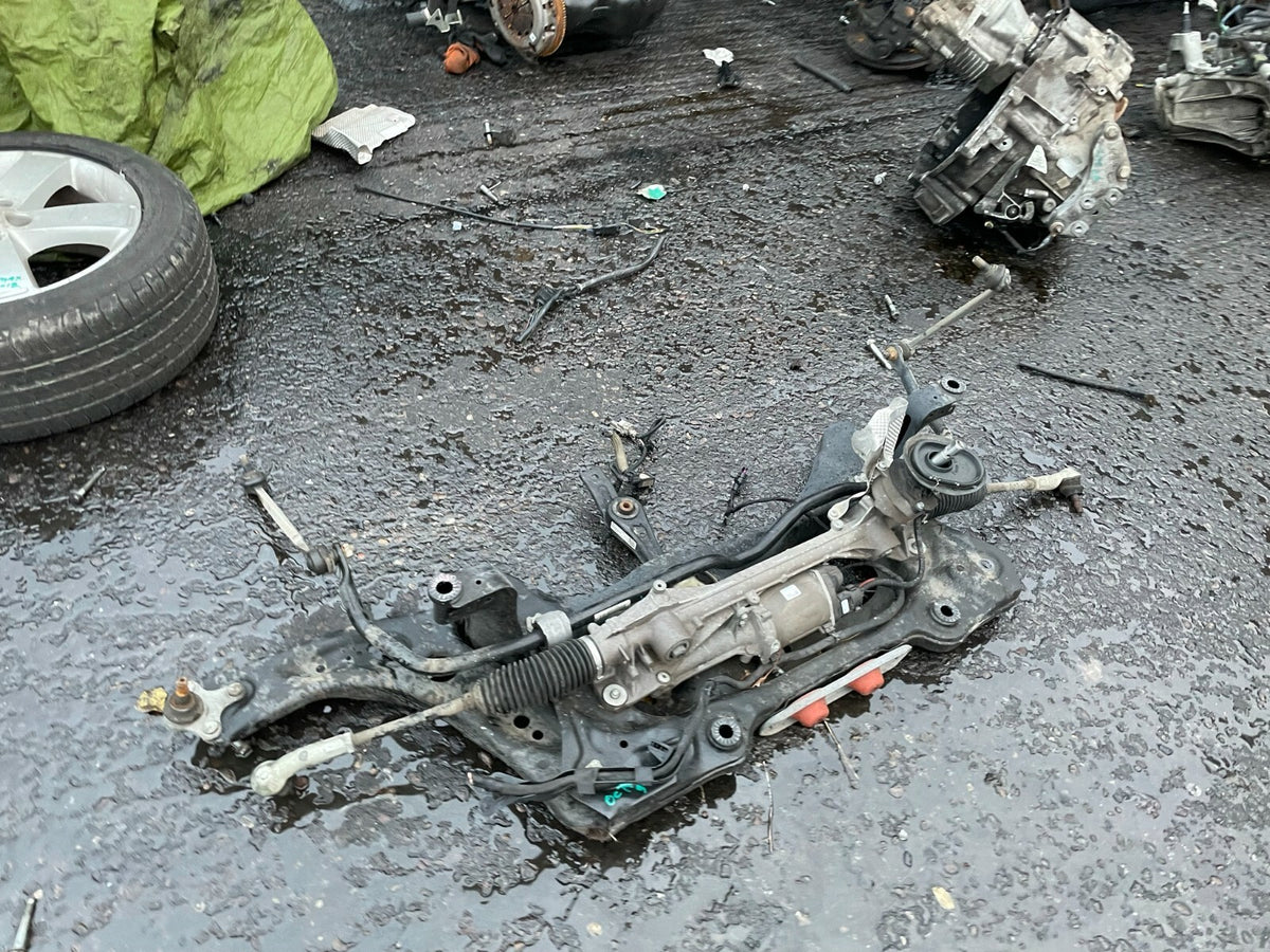 SKODA OCTAVIA MK3 5E 2019 1.5 PETROL FRONT SUB FRAME WITH STEERING RACK SUBFRAME