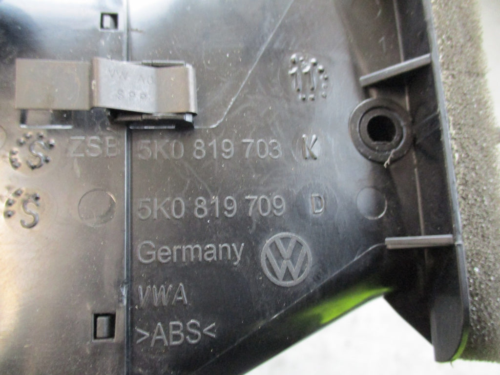 VOLKSWAGEN GOLF 5K MK6 NS PASSENGER SIDE HEATER AIR VENT 5K0819703K