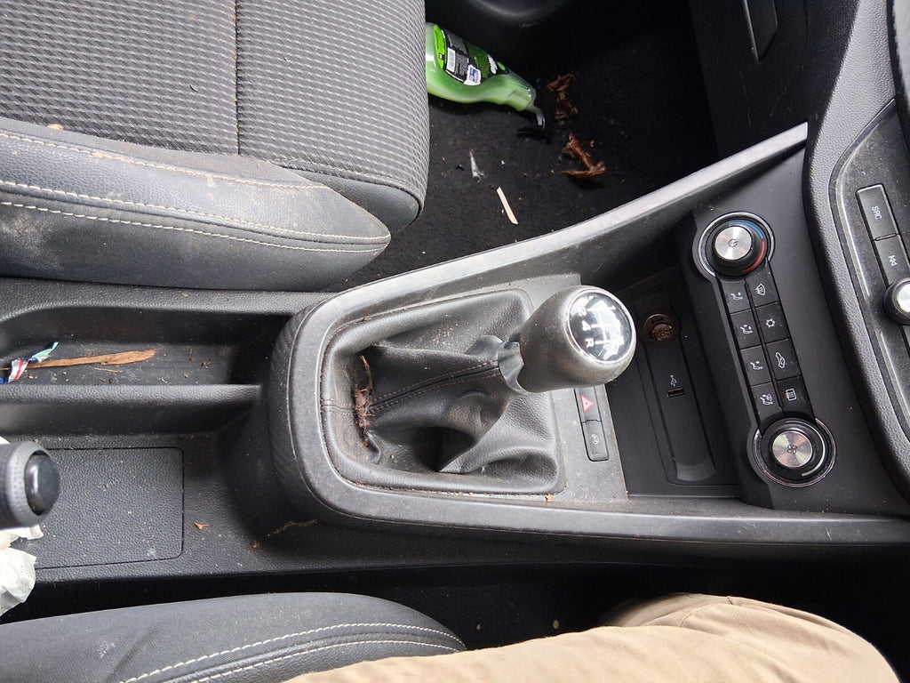 2021 MG 3 MK2 EXCLUSIVE CENTRE CONSOLE SURROUND TRIM PANEL COVER