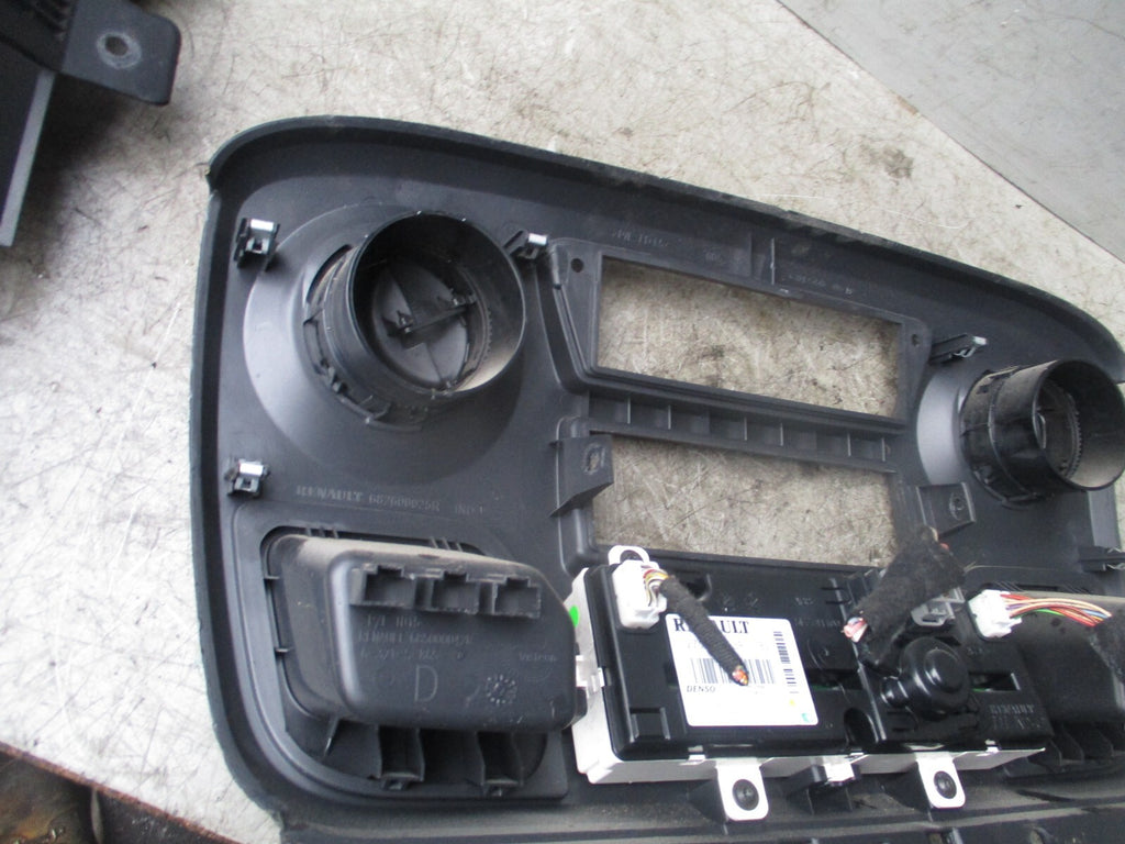 2013 RENAULT MASTER MK3 AC HEATER CONTROL WITH TRIM 275100013R