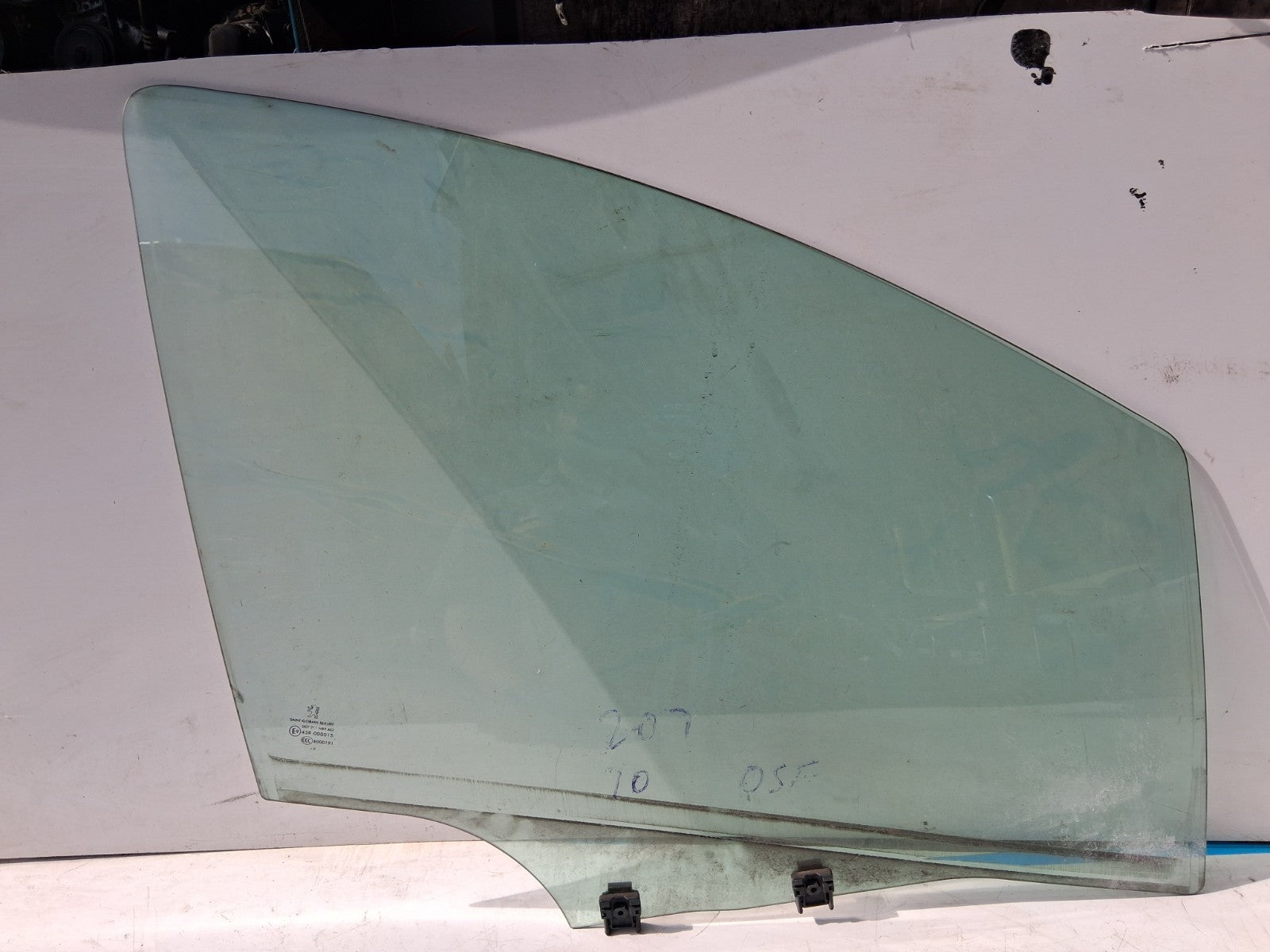 2010 PEUGEOT 207 HATCHBACK OSF DRIVER SIDE FRONT RIGHT WINDOW GLASS