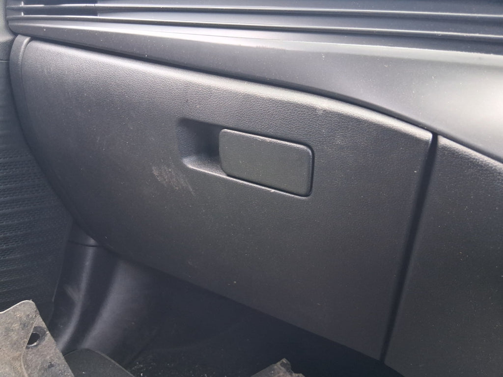 2026 HYUNDAI I20 MK3 NS PASSENGER SIDE STORAGE COMPARTMENT GLOVEBOX