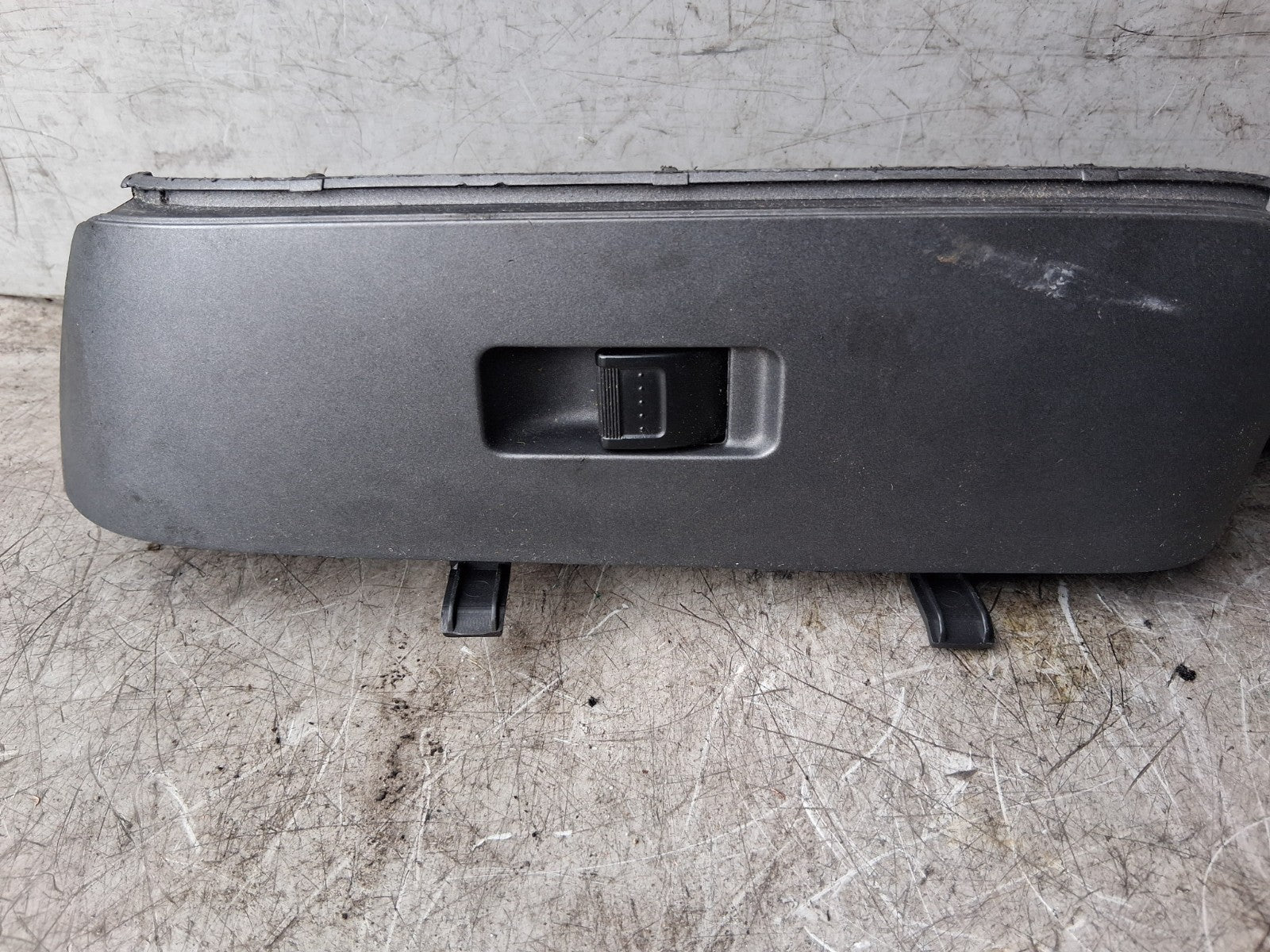2007 HONDA JAZZ MK2 NSF PASSENGER SIDE FRONT LEFT WINDOW CONTROL SWITCH