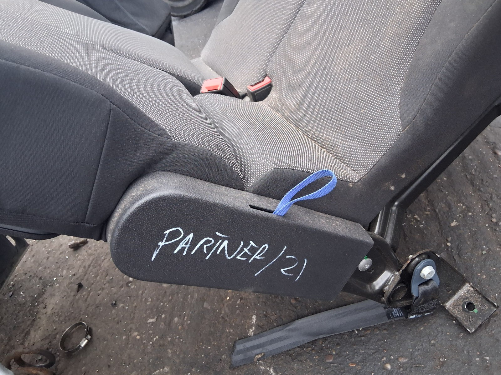 2021 PEUGEOT PARTNER MK3 K9 NS PASSENGER SIDE COMPLETE TWIN SEAT FABRIC