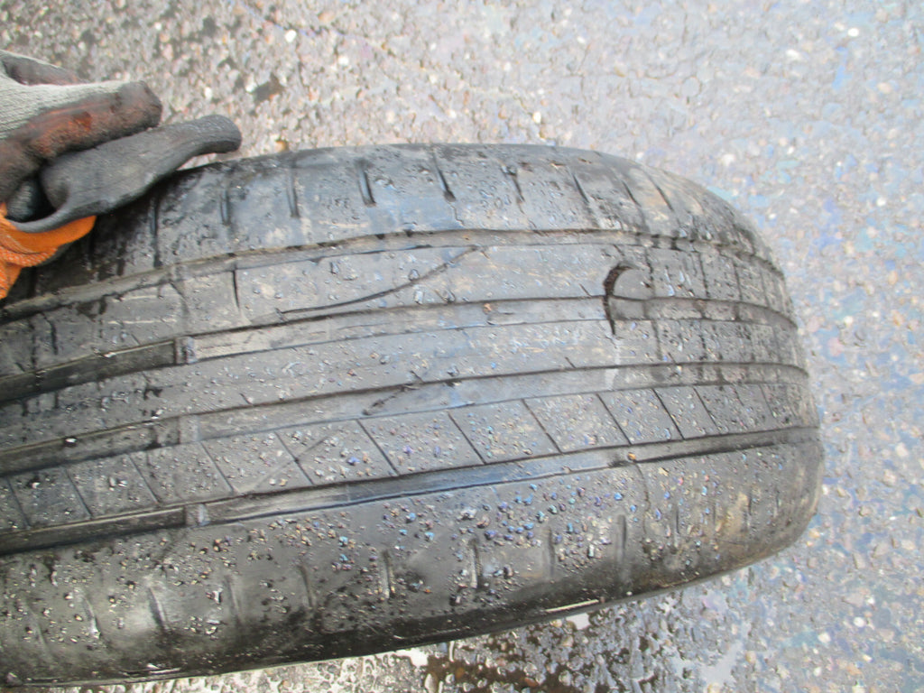 AUDI A4 B8 2014 17 INCH 5 SPOKE ALLOY WHEEL 225/50R17 TYRE DAMAGED