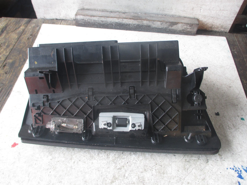 BMW 3 SERIES E90 2008 GLOVE BOX 7078187