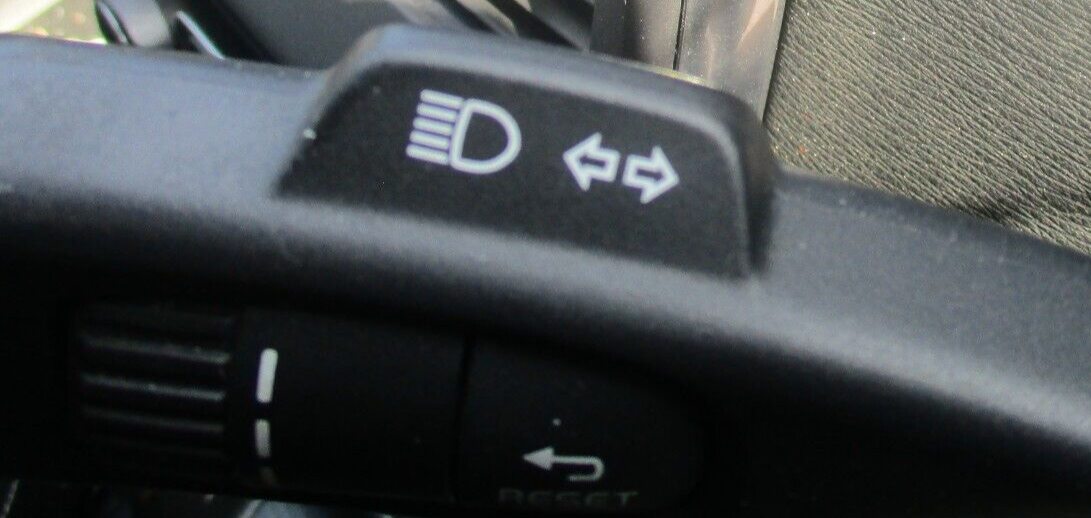 VOLVO V40 R DESIGN 2016 WIPER INDICATOR STALK SWITCH SQUIB