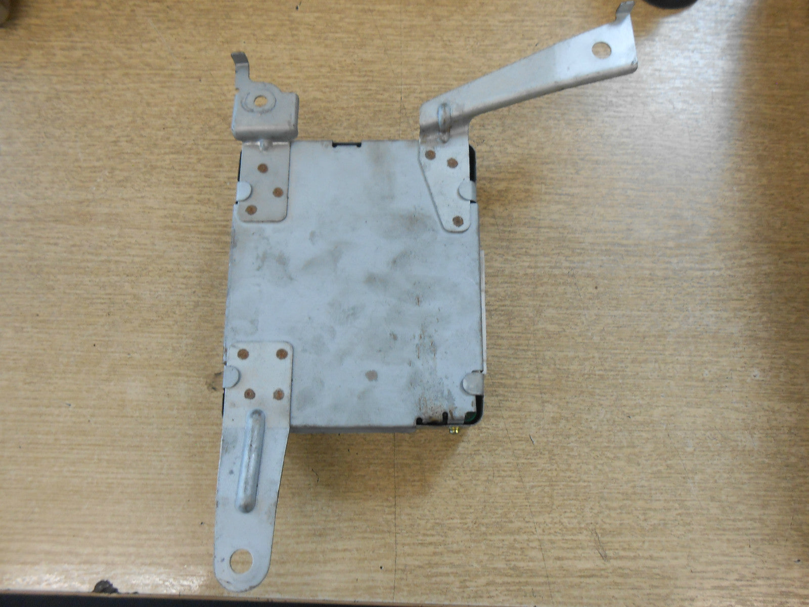 LEXUS SC TOYOTA SOARER COUPE 1997 ABSORBER CONTROL ECU 8924324050 1740001494