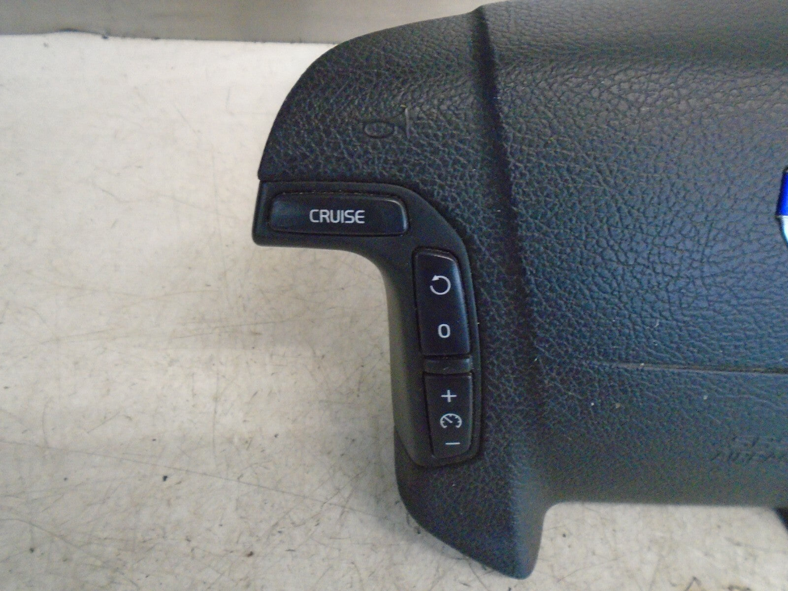 VOLVO V70 2004 MK2 STEERING WHEEL AIRBAG 8686284