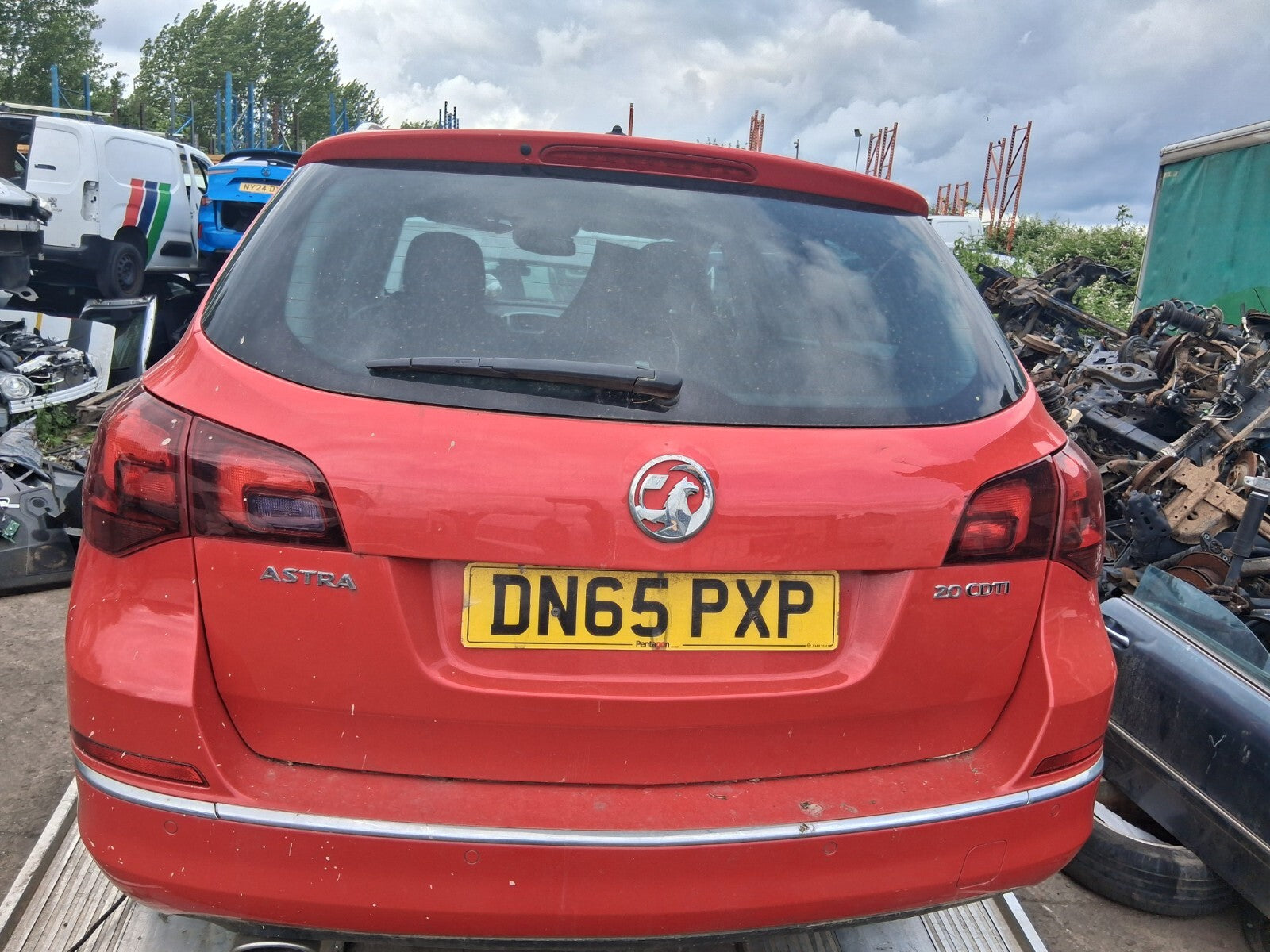 2015 VAUXHALL ASTRA J MK6 ESTATE NSR PASSENGER SIDE REAR INNER REAR LIGHT LAMP
