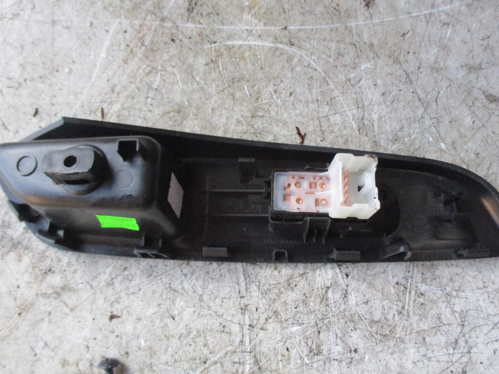 NISSAN MICRA K14 2019 NSF PASSENGERS SIDE FRONT WINDOW SWITCH