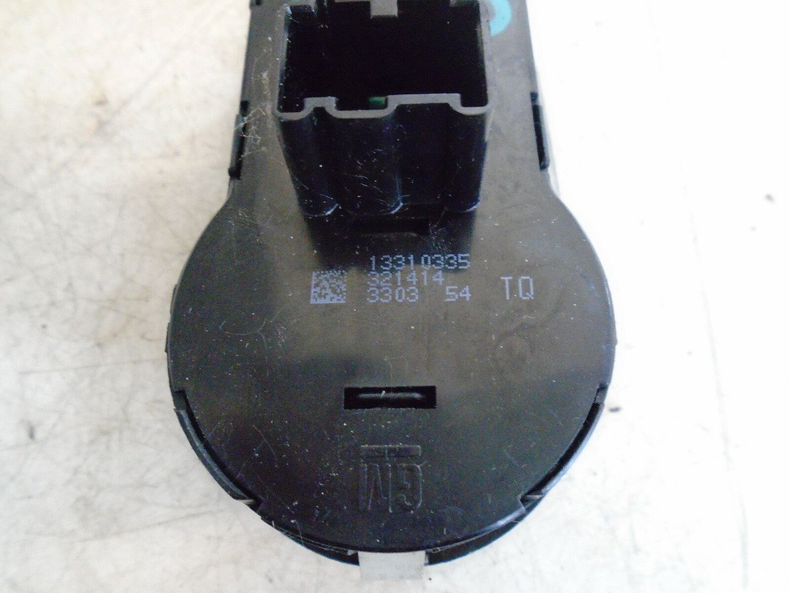 VAUXHALL CORSA D 2013 HEADLIGHT SWITCH WITH FOG LIGHTS 13310335