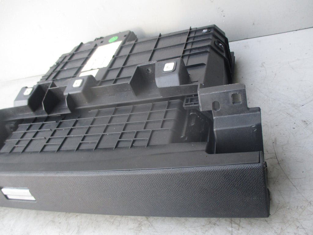 CITROEN C4 MK3 2020 UPPER DASHBOARD STORAGE GLOVEBOX 9833549680