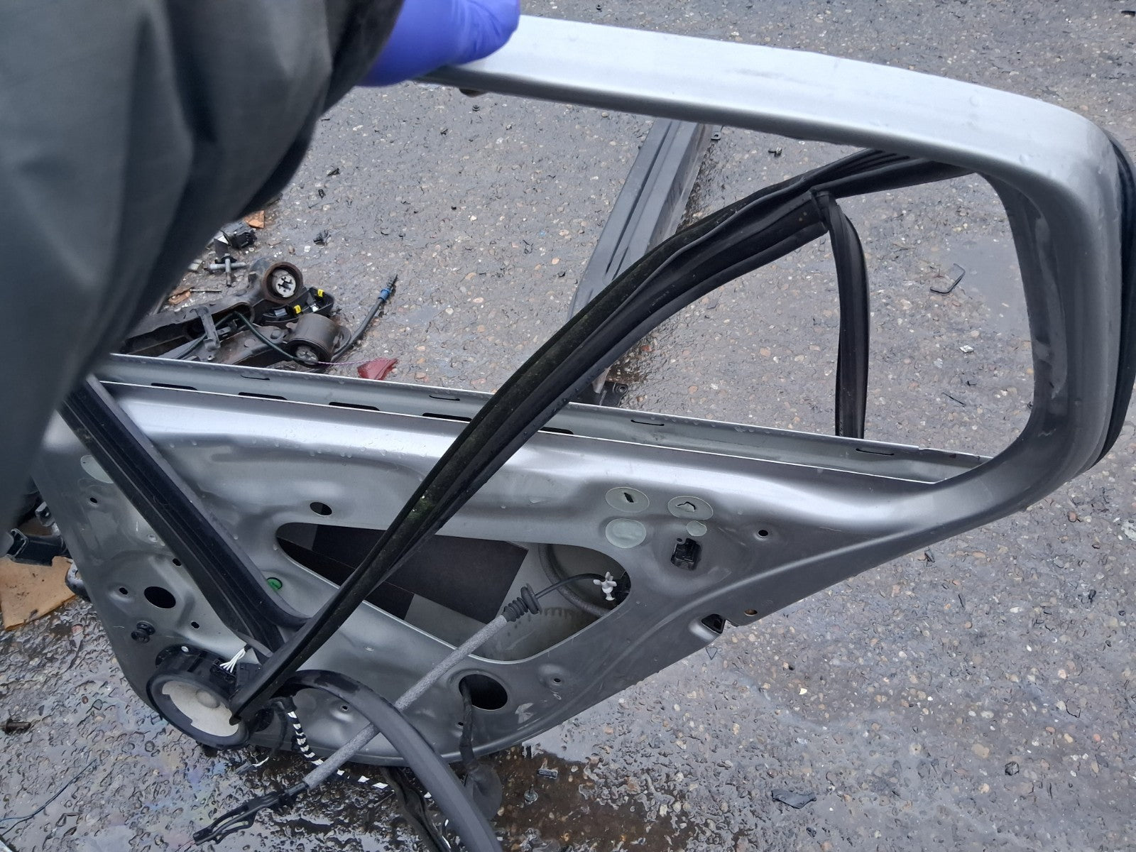 2014 VW VOLKSWAGEN GOLF MK7 OSR DRIVER SIDE REAR RIGHT BARE DOOR SILVER