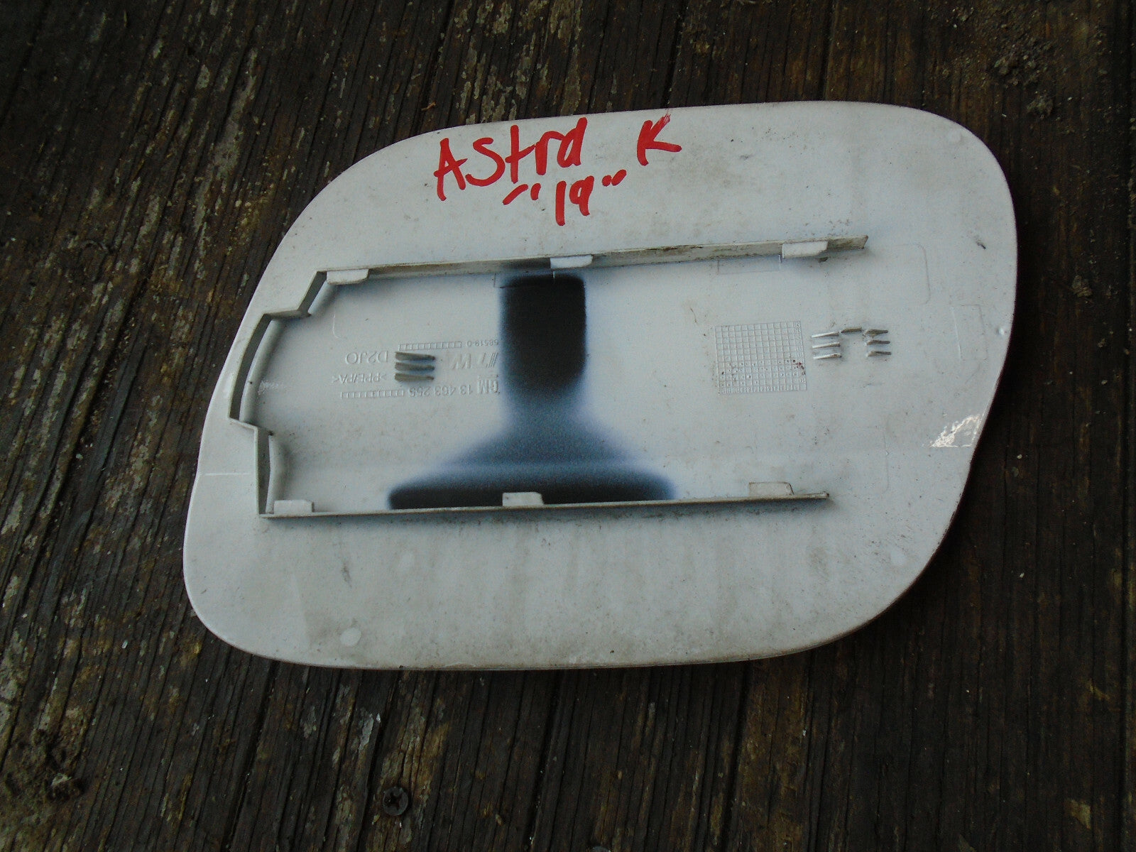 VAUXHALL ASTRA K MK7 2019 FUEL FILLER FLAP WHITE 13463255