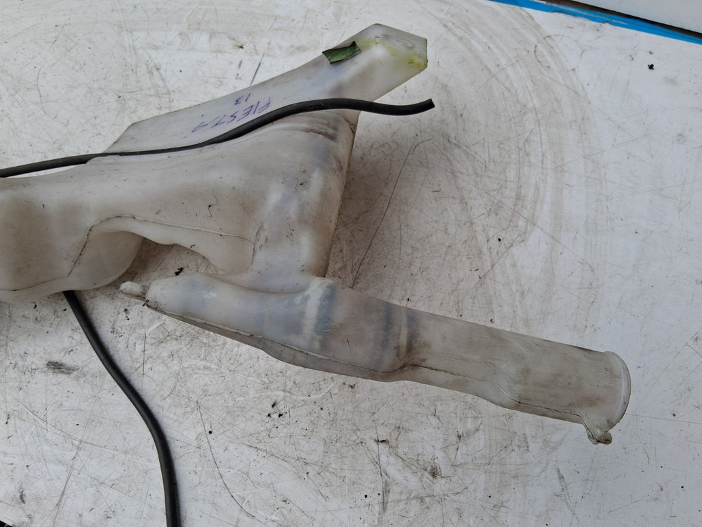2014 FORD FIESTA MK7 FRONT WINDSCREEN WASHER BOTTLE TANK RESERVOIR