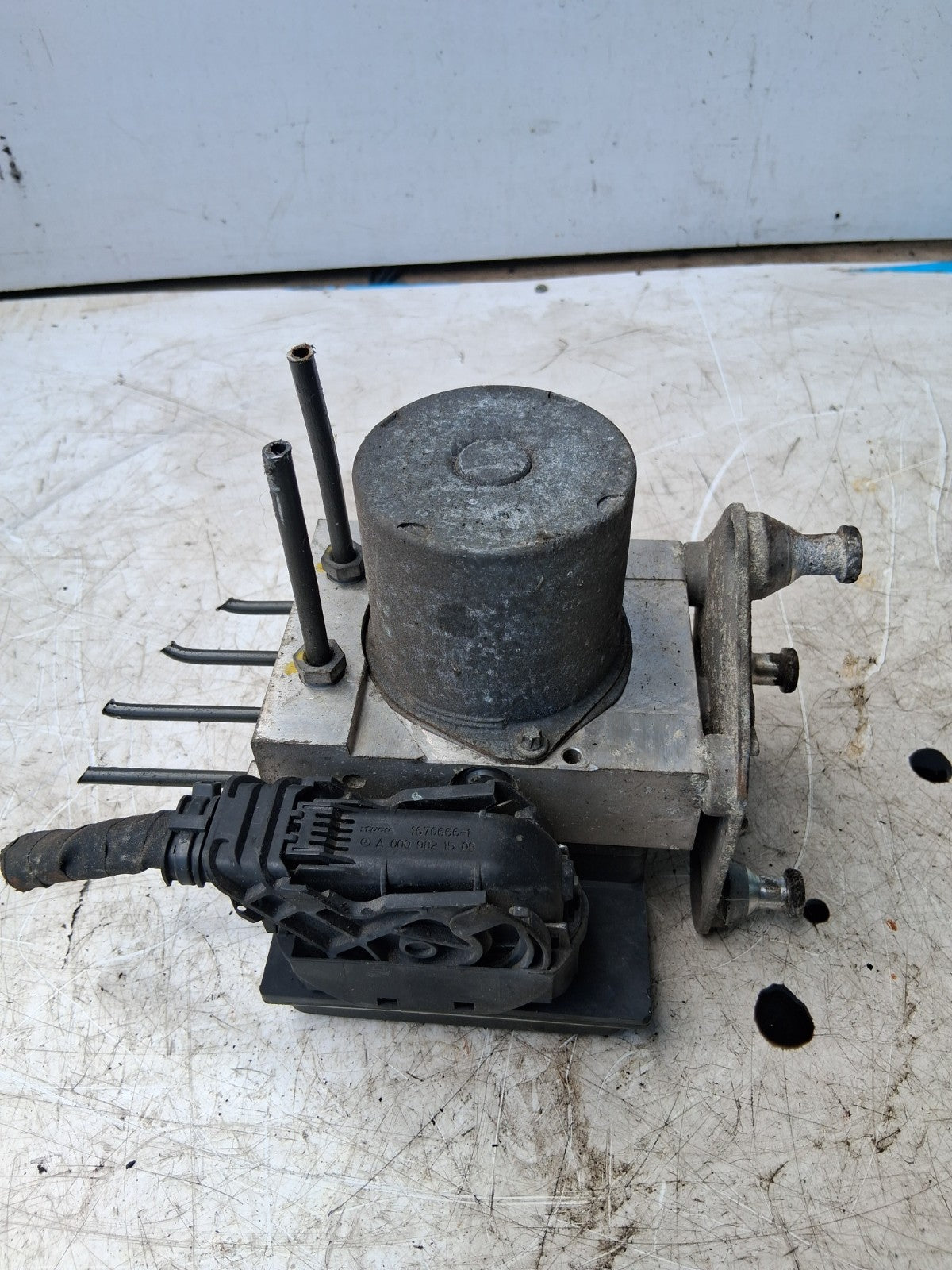 2010 MERCEDES BENZ SPRINTER ABS PUMP AND MODULATOR A0074314612