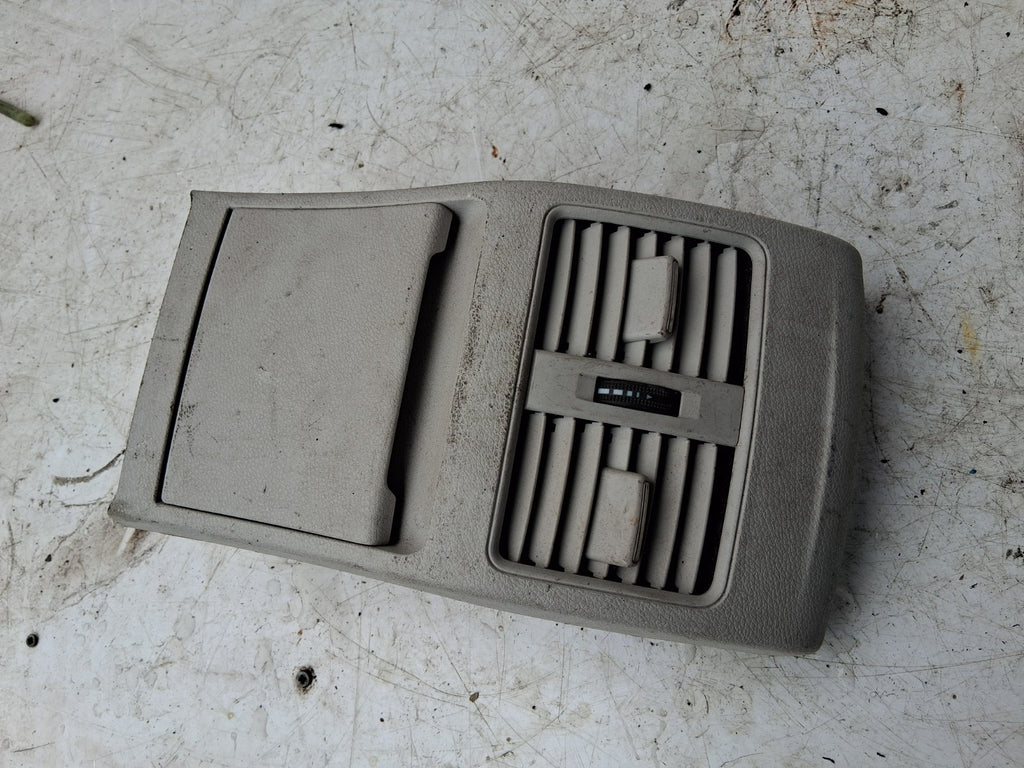 2016 MERCEDES BENZ CLA C117 REAR CENTER CONSOLE BOTH AIRVENTS A2468300502
