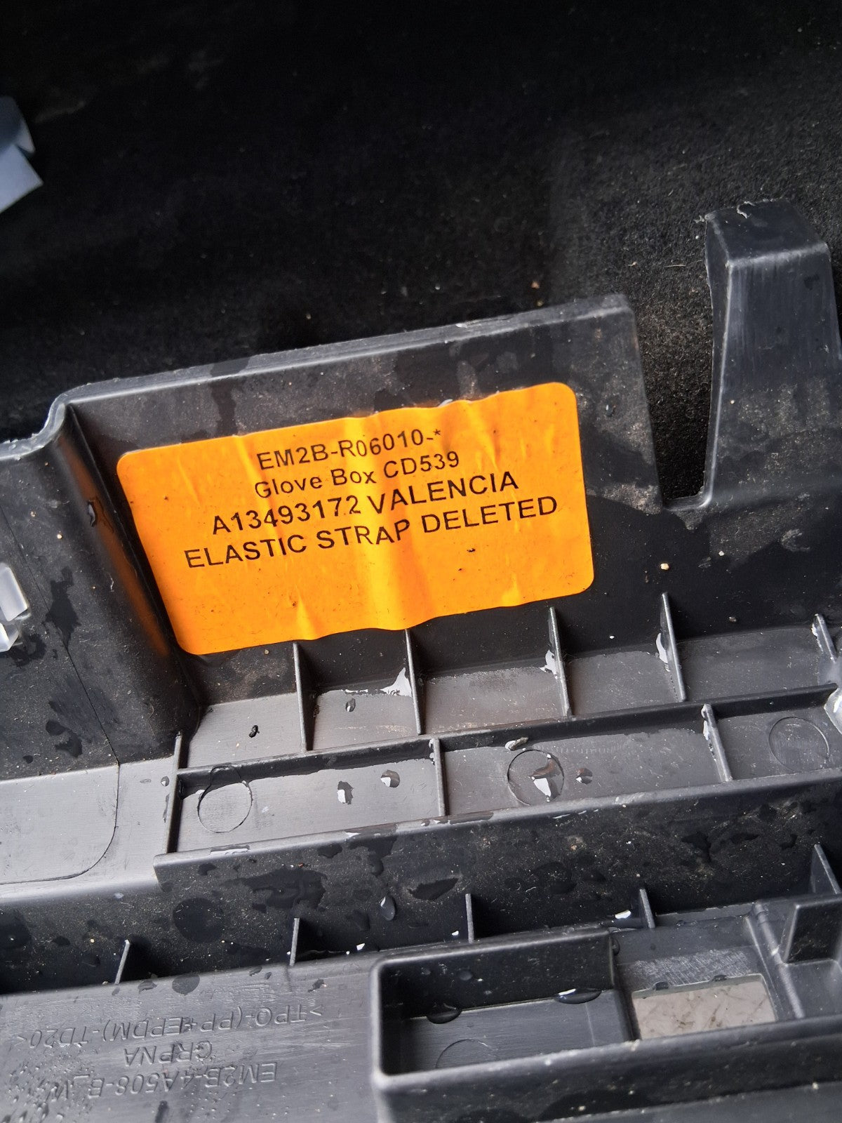 2019 FORD GALAXY MK4 NSF NEAR LEFT PASSENGER SIDE GLOVE BOX STORAGE EM2A15A563