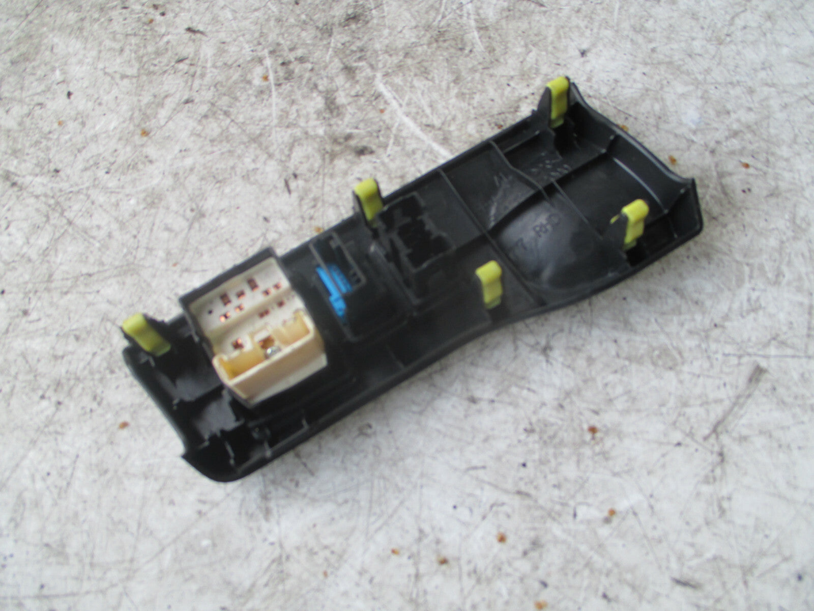 TOYOTA VERSO S 2016 FRONT DASHBOARD ESP & WING MIRROR SWITCH 5543352090