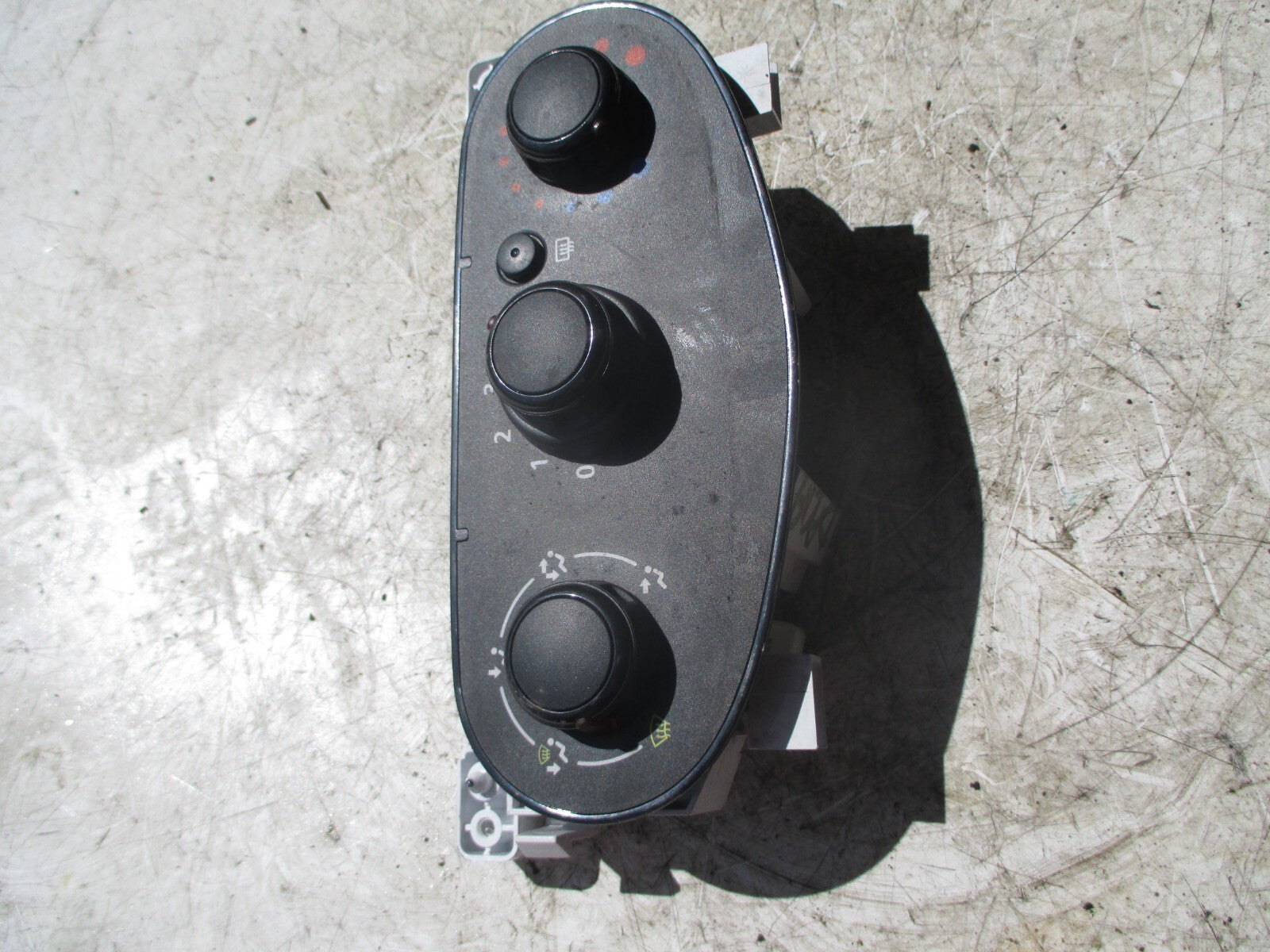 DACIA LOGAN 2016 HEATER CONTROL PANEL SWITCH T1021548T