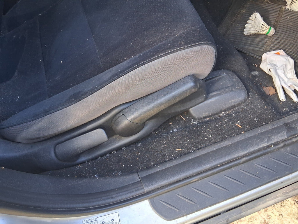 2007 HONDA CIVIC MK8 OSF DRIVER SIDE FRONT RIGHT COMPLETE SEAT FABRIC