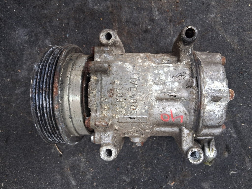 RENAULT MODUS 2010 1.2 PETROL AIR CON COMPRESSOR 8200953359