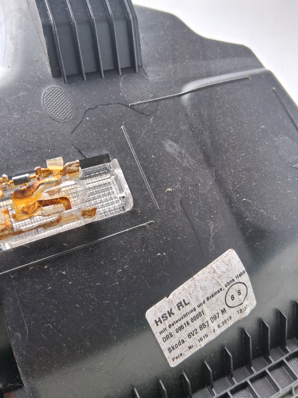 2019 SKODA FABIA STORAGE COMPARTMENT GLOVEBOX 6V2857097M