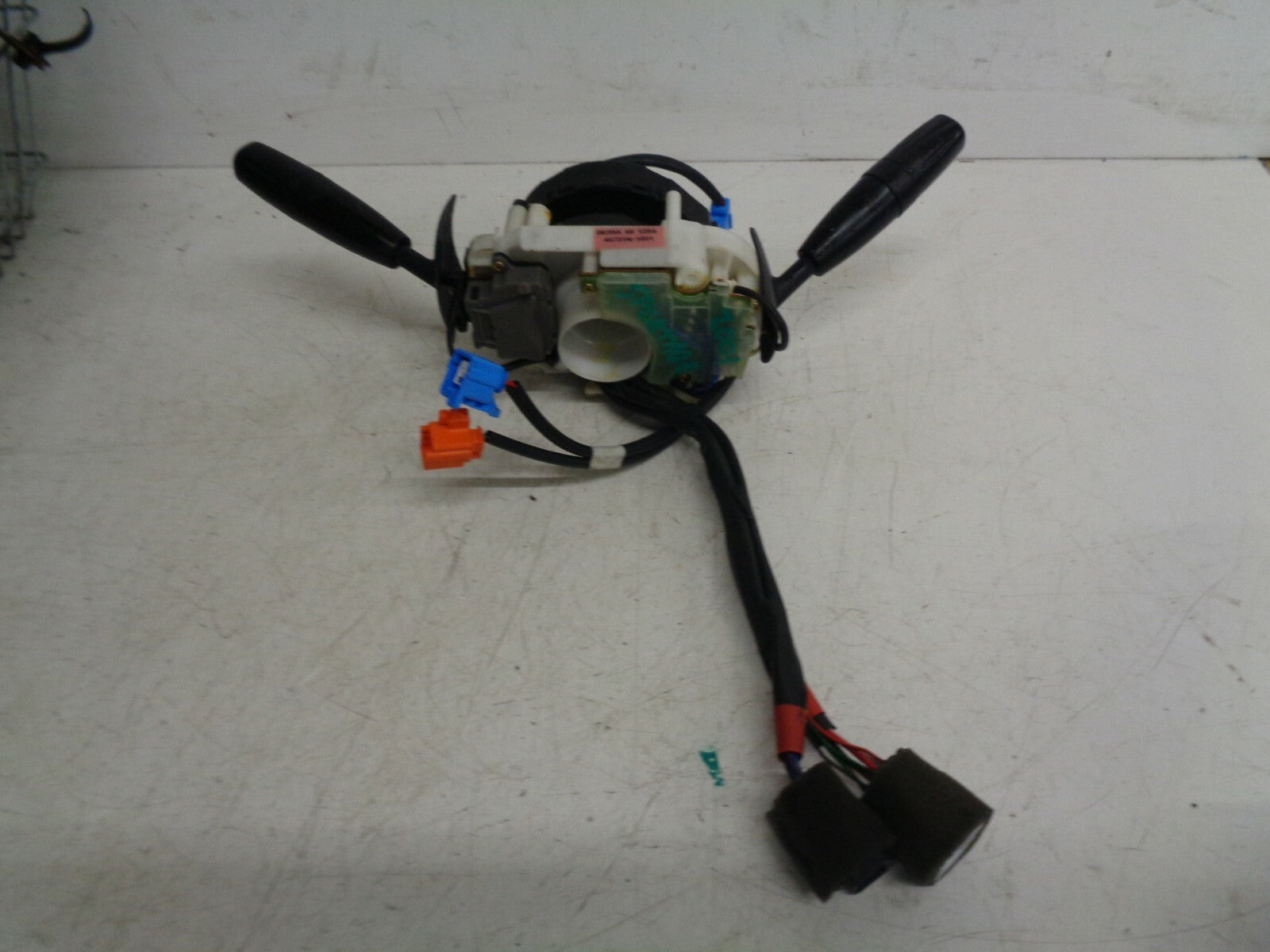 KIA SPORTAGE MK1 2001 2.0 DIESEL HEADLIGHT WIPER INDICATOR STALK UNIT 46731N1001