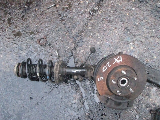 HYUNDAI IX20 2018 1.6 DIESEL MANUAL NS PASSENGER SIDE SIDE SHOCK CALIPER LEG HUB