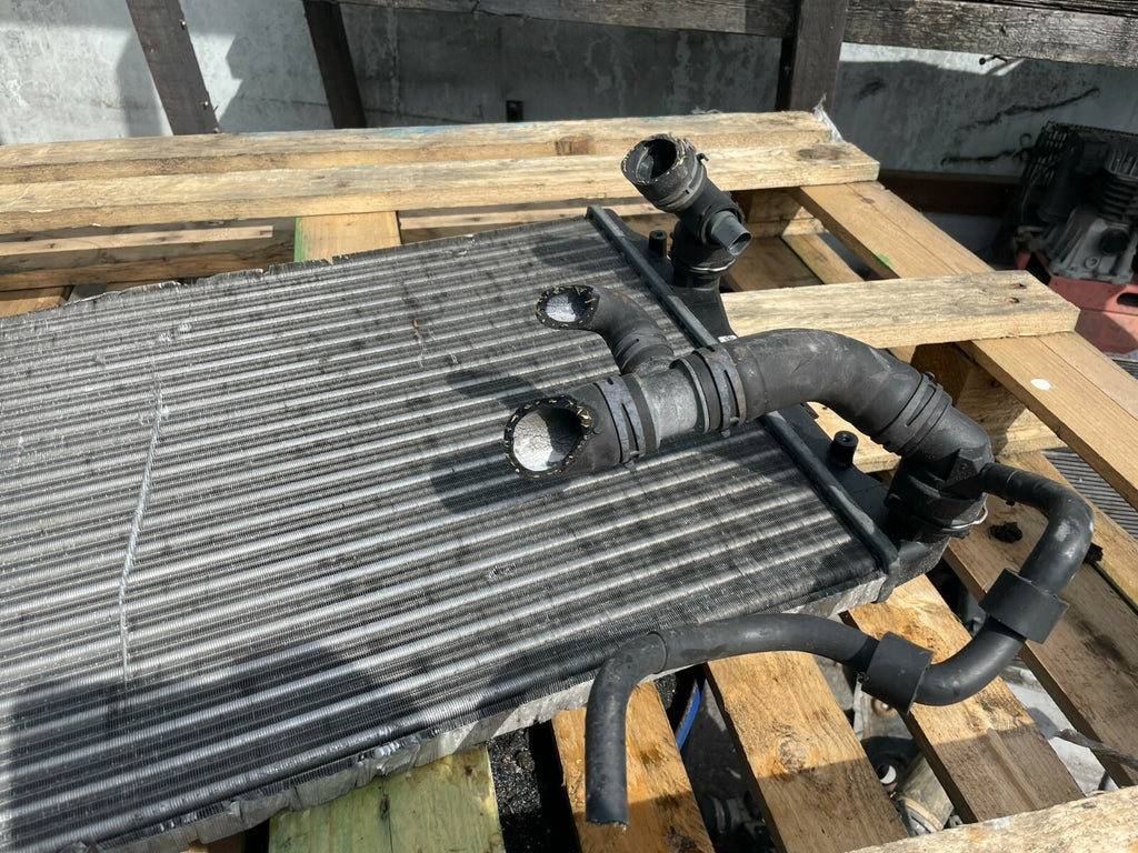 2012 VW VOLKSWAGEN GOLF MK6 1.6 DIESEL WATER COOLANT RADIATOR 1K0121253BB R37