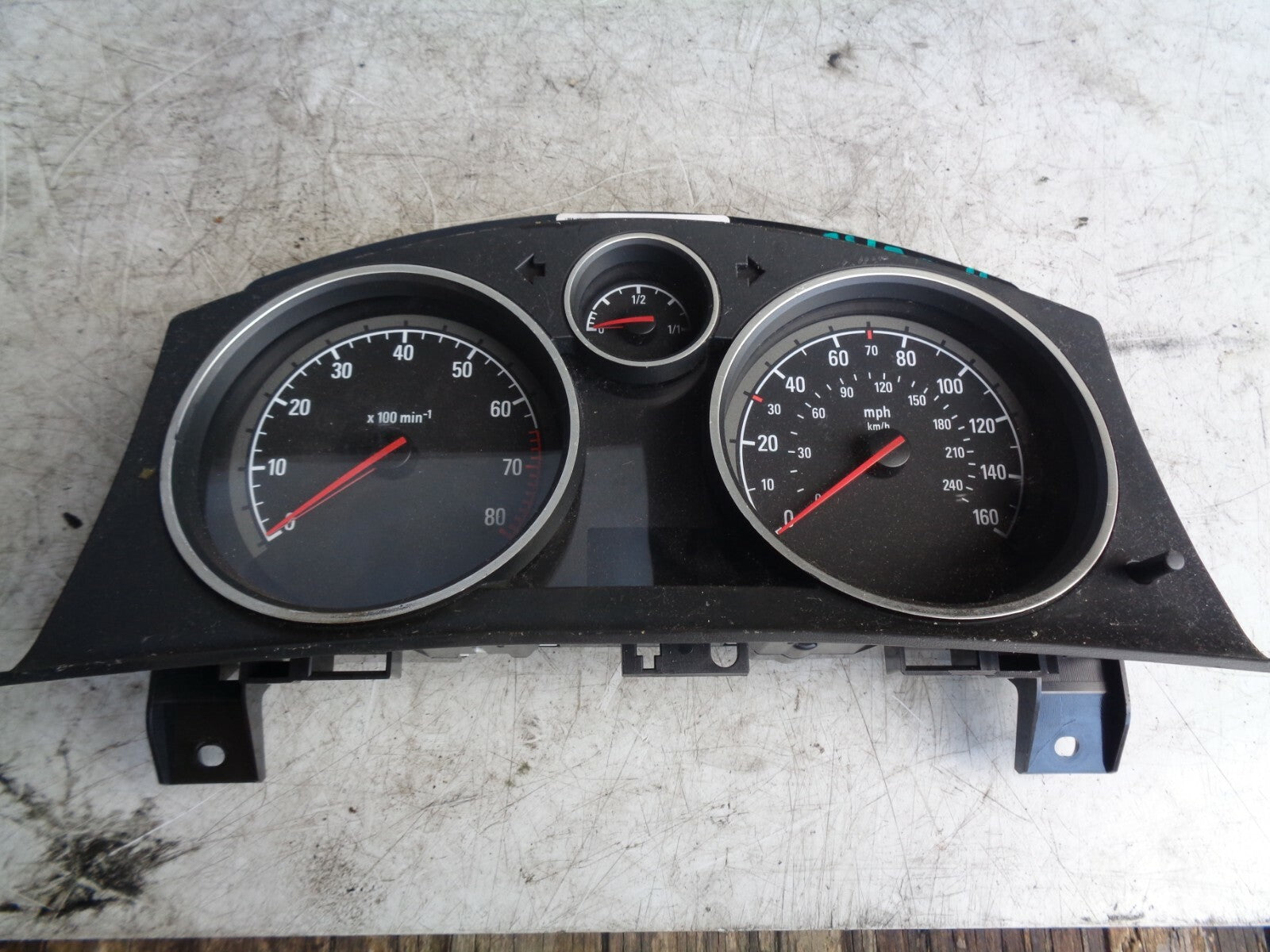 VAUXHALL ZAFIRA 1.6 PETROL 2007 SPEEDOMETER INSTRUMENT CLUSTER 13267560