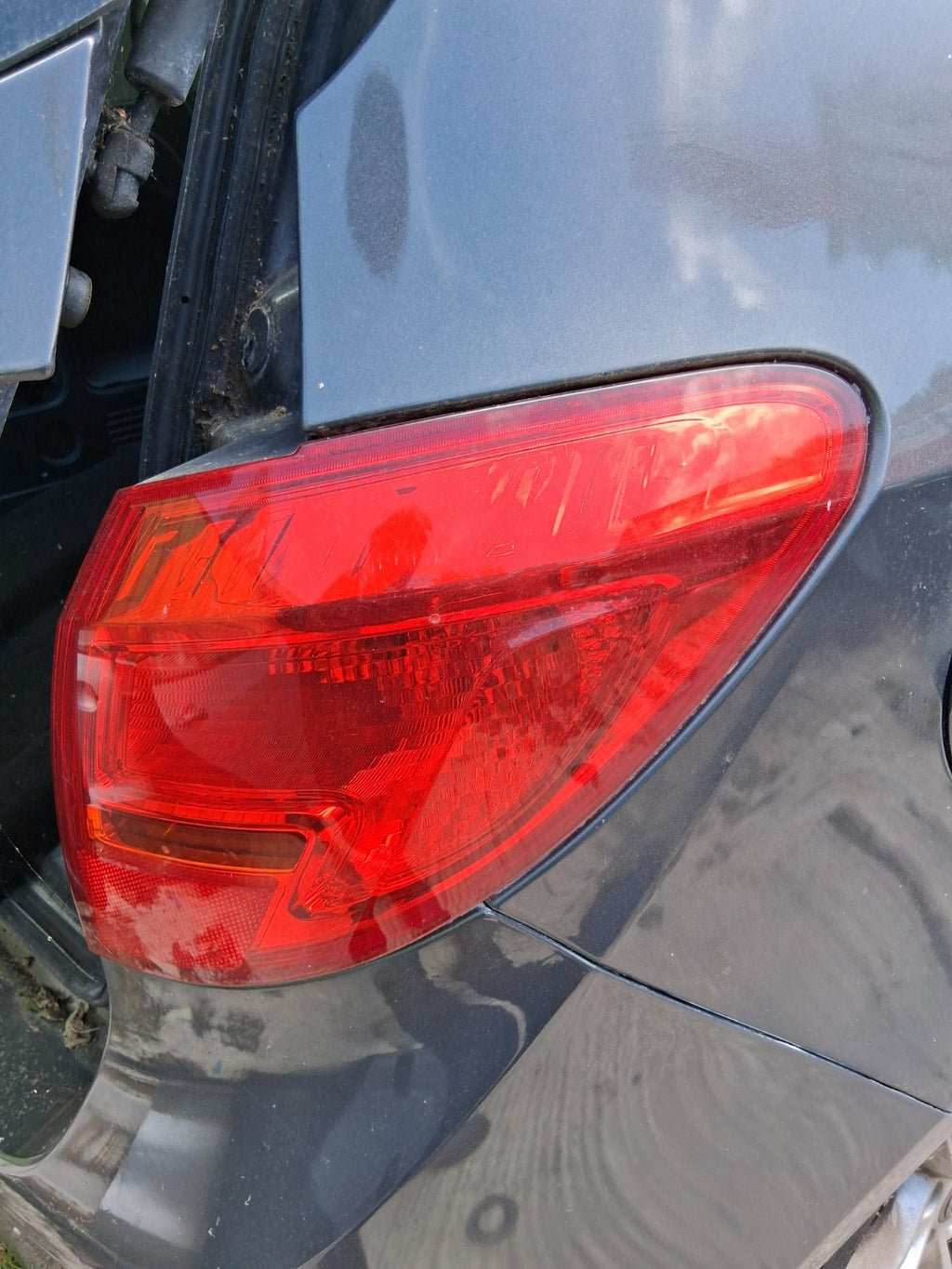 2016 VAUXHALL MERIVA B MK2 OSR DRIVER SIDE REAR RIGHT OUTER TAIL LIGHT