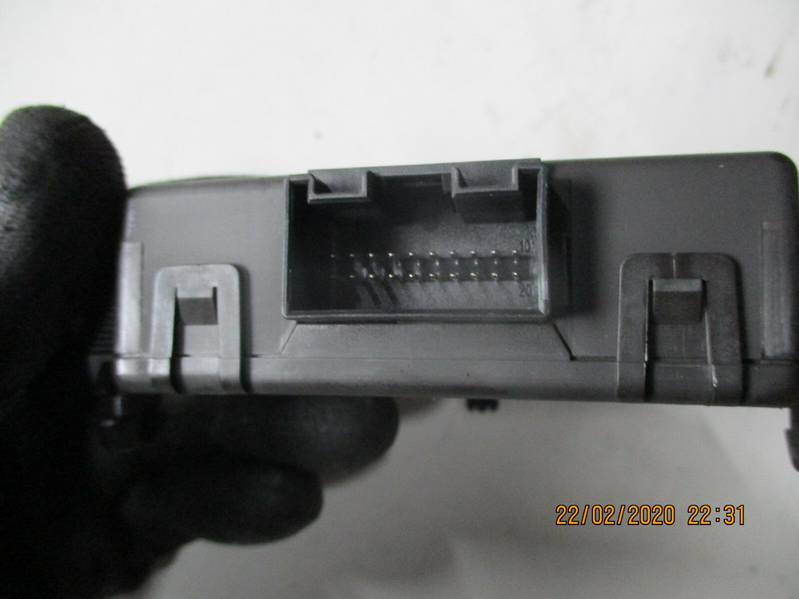 AUDI A3 8P MK2 2004 GATEWAY CONTROL MODULE UNIT 1K0907530D