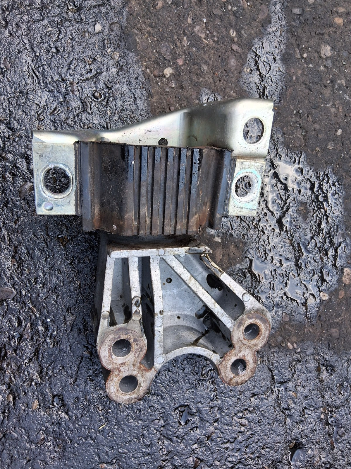 2024 FIAT DUCATO MK3FACELIFT 2.2 DIESEL ENGINE MOUNTING BRACKET 00521895990