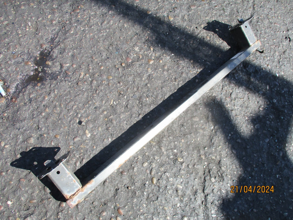 VW VOLKSWAGEN TOURAN 2008 REAR BUMPER REINFORCEMENT CRASH BAR