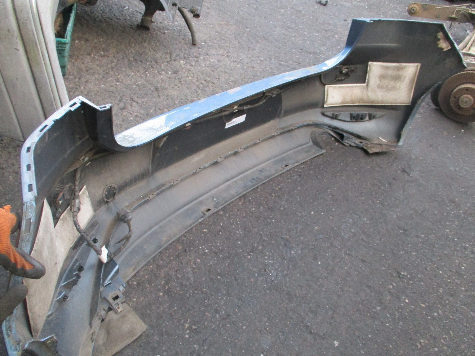 2013 VW VOLKSWAGEN GOLF MK7 REAR BUMPER WITH PDC SENSORS BLUE LA5J SCRATCHES