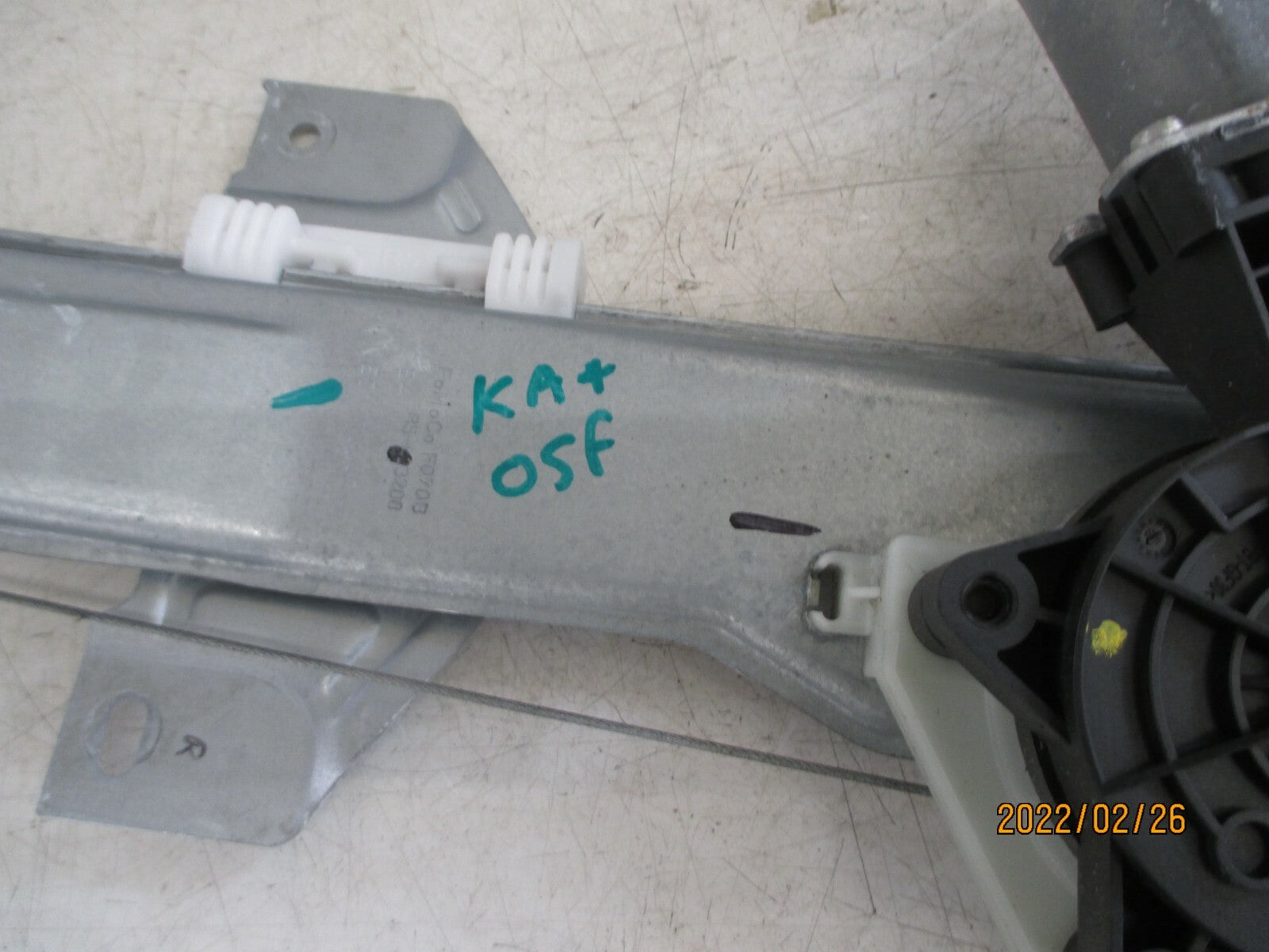 FORD KA+ MK3 2014-2020 OSF FRONT DRIVER SIDE WINDOW MOTOR REGULATOR 402655
