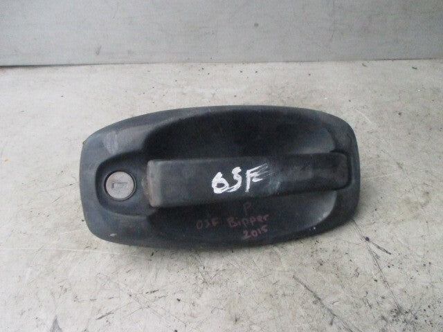 2015 PEUGEOT BIPPER OSR DRIVERS SIDE REAR DOOR HANDLE 242559