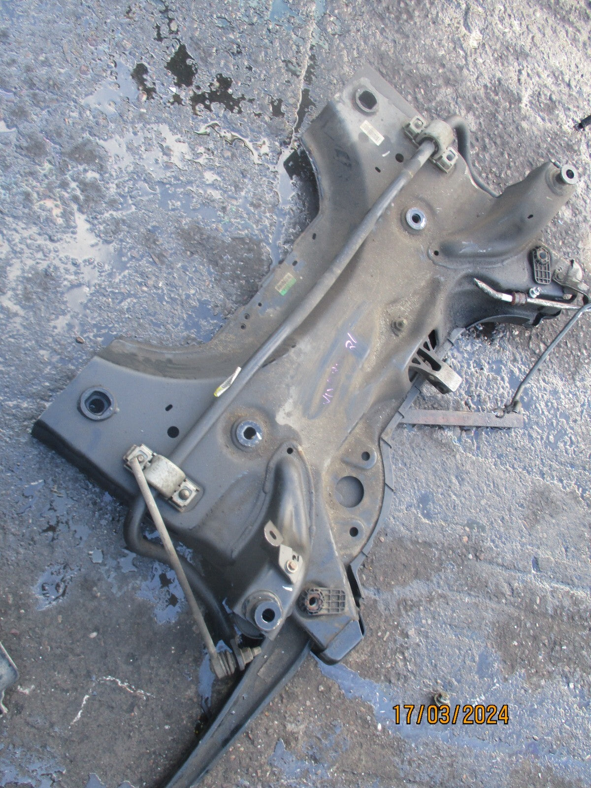 VAUXHALL VIVARO MK3 2021 1.5 DIESEL FRONT SUBFRAME OS DRIVER SIDE WISHBONE ROLL