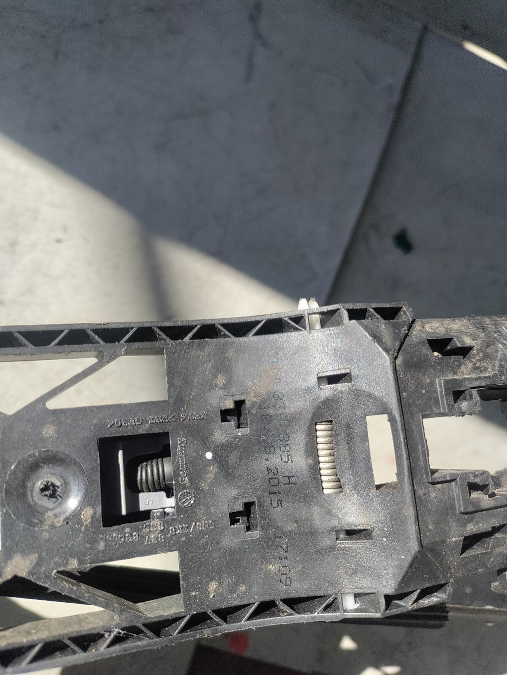 SEAT IBIZA MK4 2014 3 DOOR NS PASSENEGR SIDE DOOR LOCK MECHANISM 5N2837015E