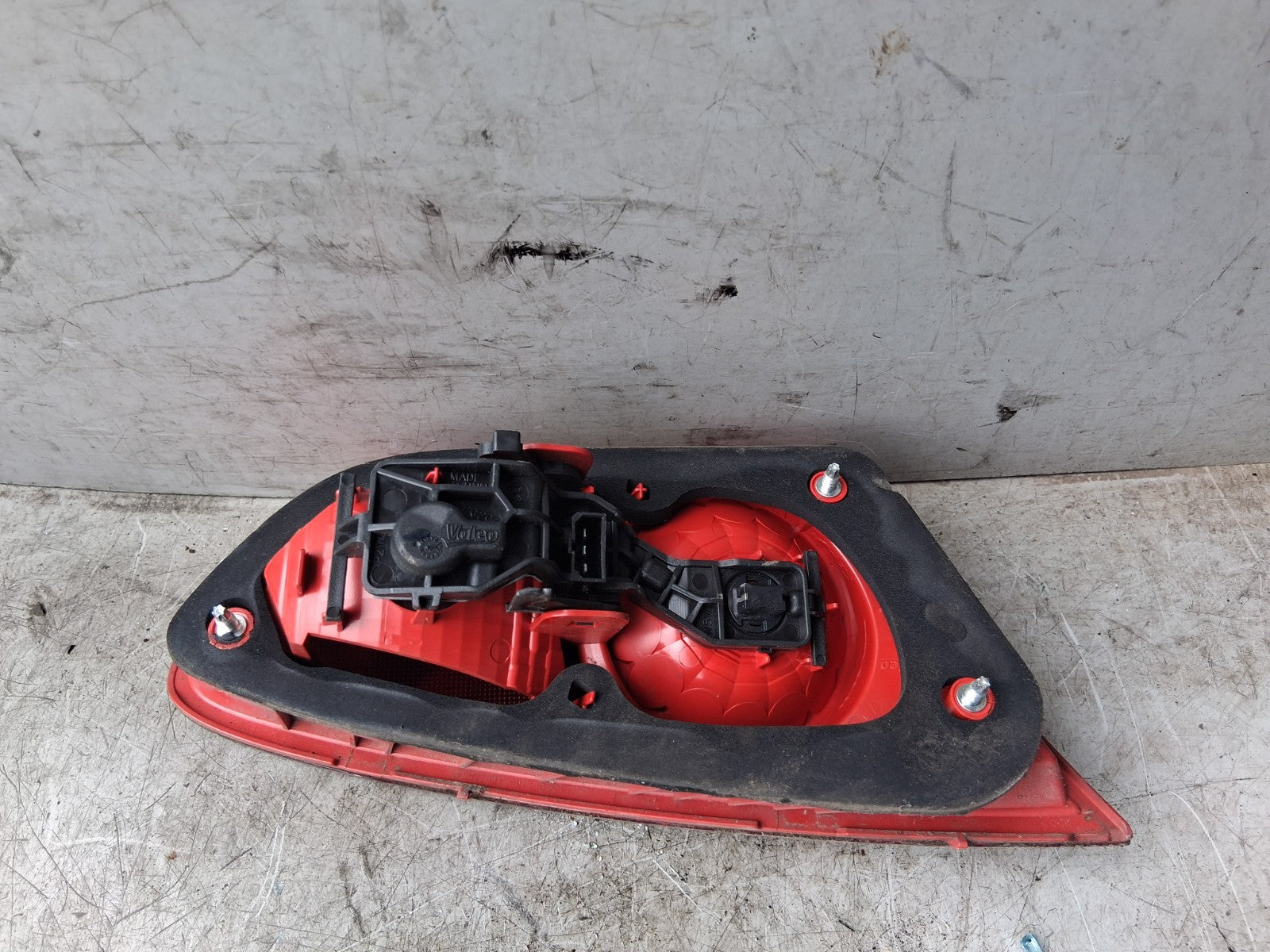 2010 SEAT LEON MK2 FACELIFT OSR DRIVER SIDE REAR INNER TAIL LGHT 1P0945094G
