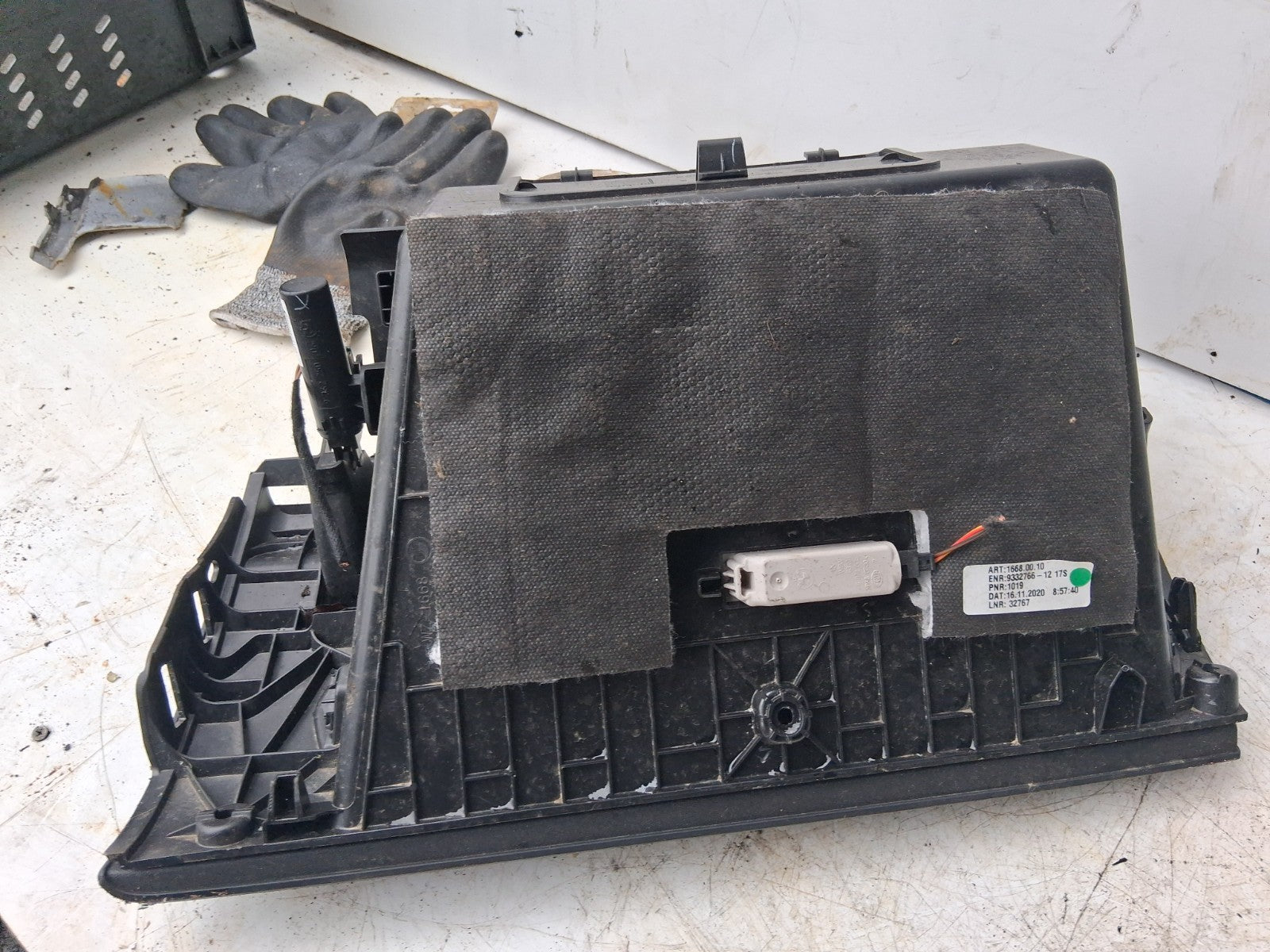 2021 BMW MINI COUNTRYMAN F60 DASHBOARD GLOVE BOX STORAGE COMPARTMENT 9332766