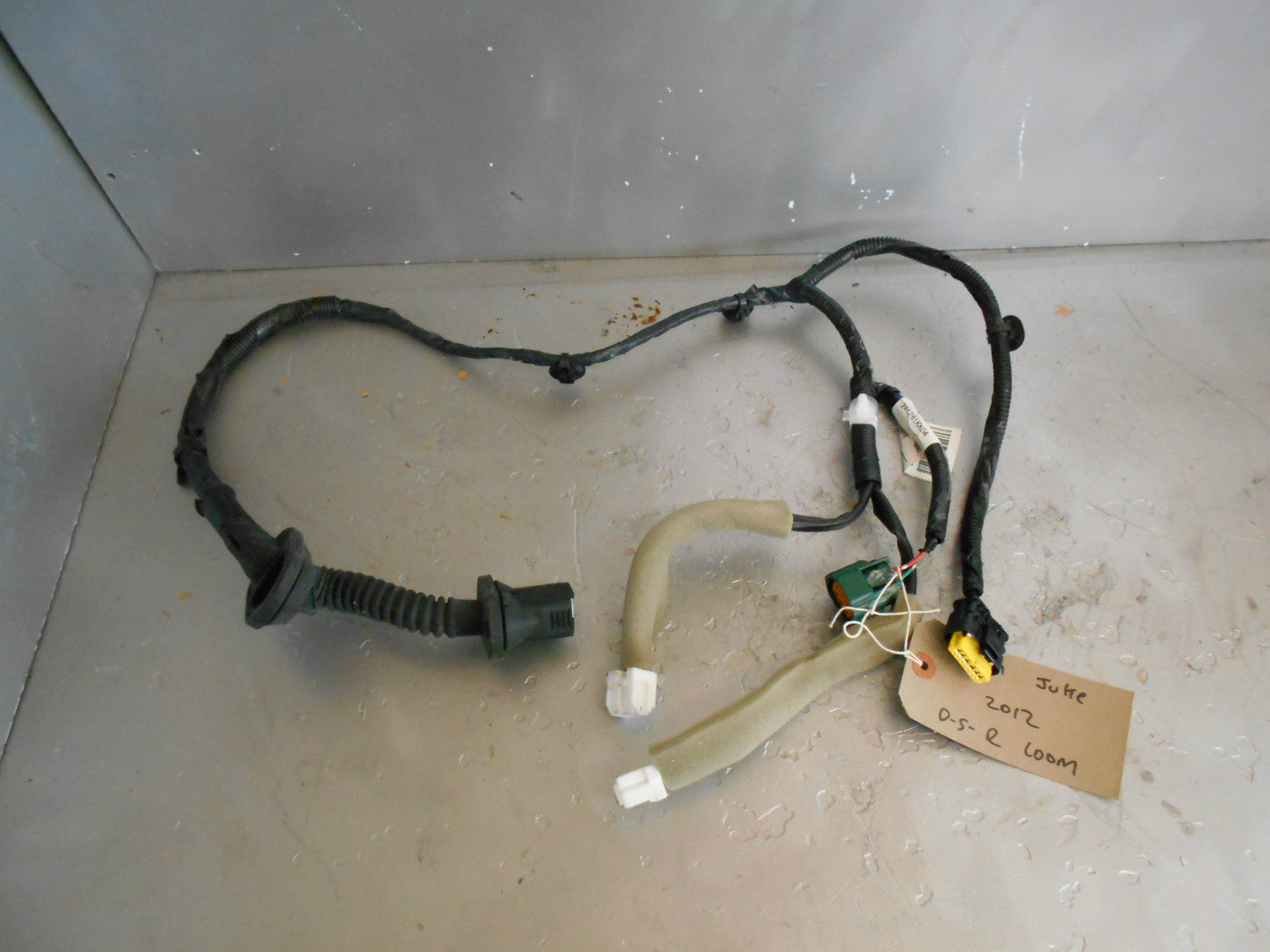 NISSAN JUKE 2012 5 DOOR OSR DRIVER SIDE REAR DOOR WIRING LOOM 241261KK0A